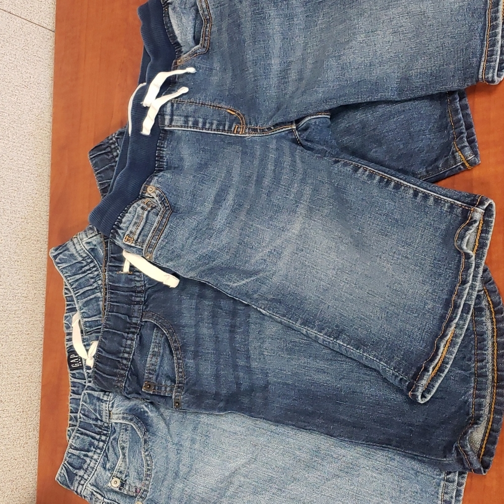 3 pairs of  GAP boys shorts